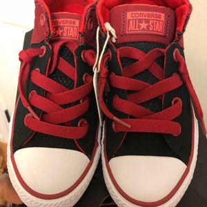 Kids - Size 1 -Black/red Converse - New